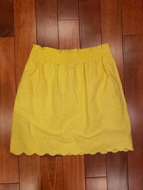Size 2 Skirt J. Crew Yellow Scallop Edge, Pull On